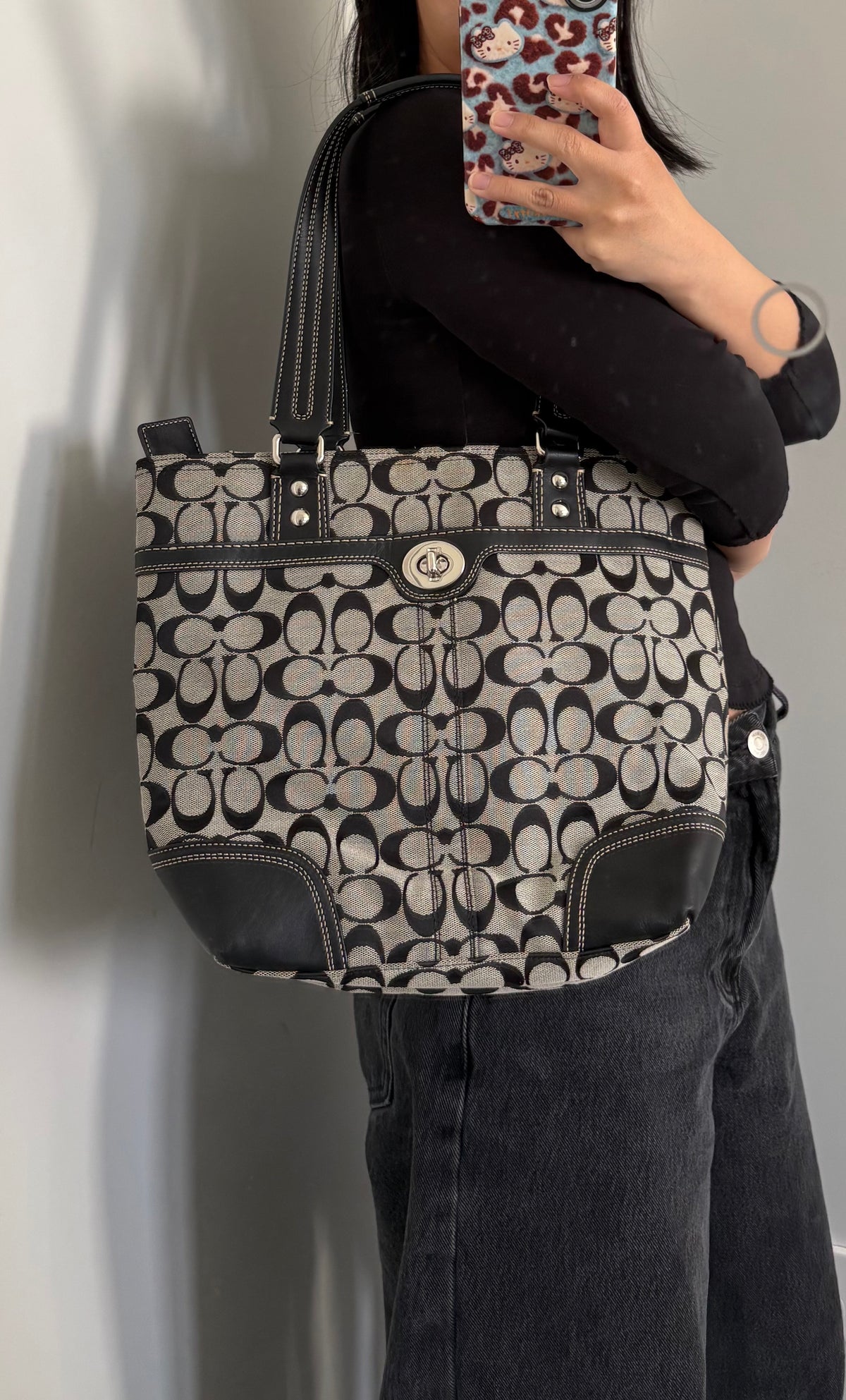 Coach Hamptons Signature Turnlock Shoulder Bag
