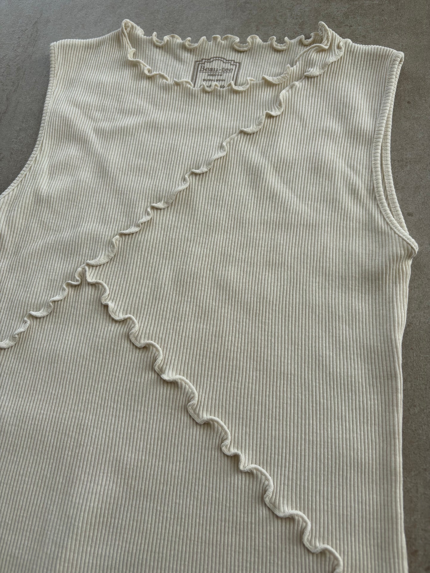 00's Beau Tee White Tank Top