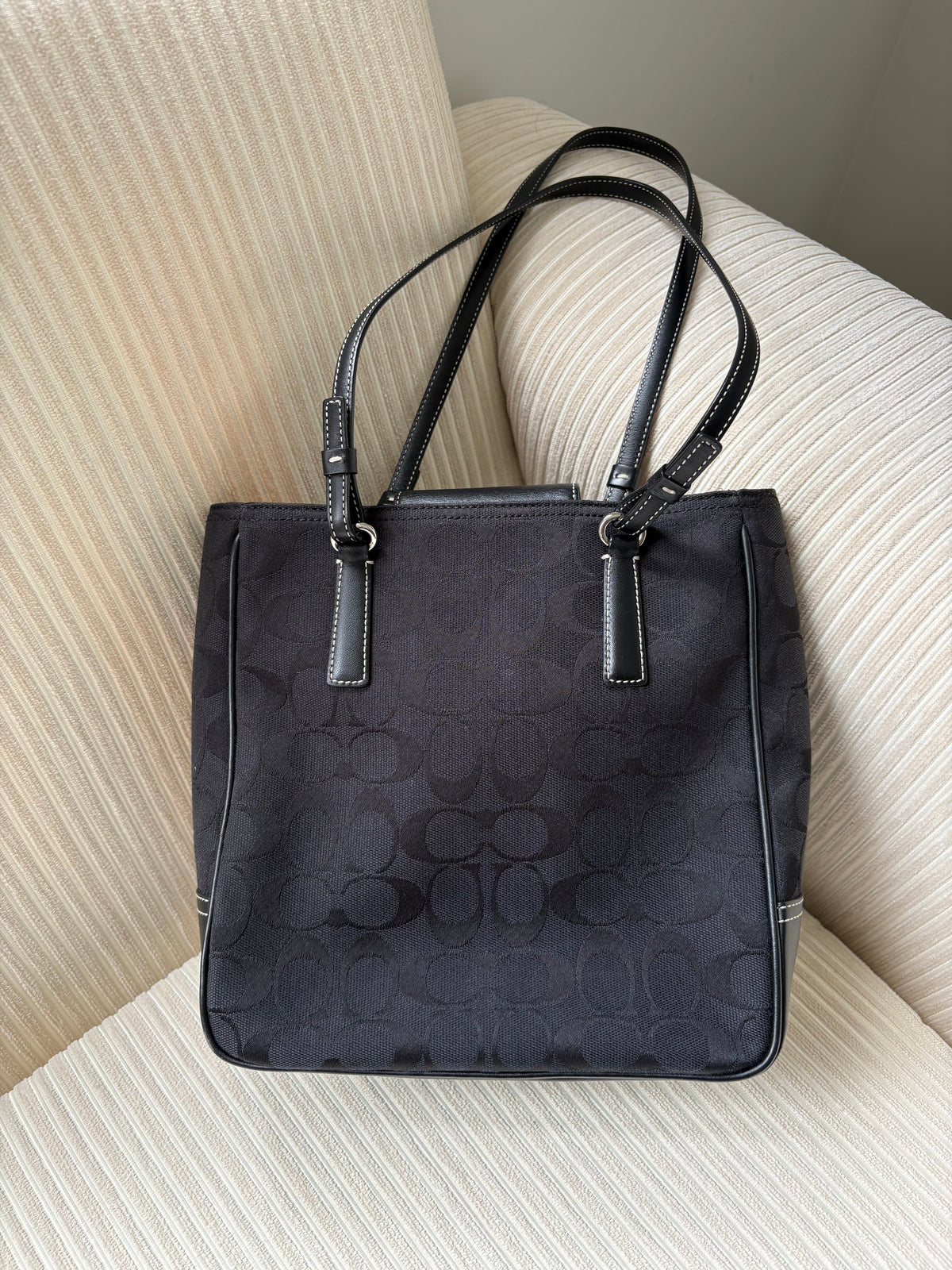 Coach Black Optic Signature C Small Bucket Bag