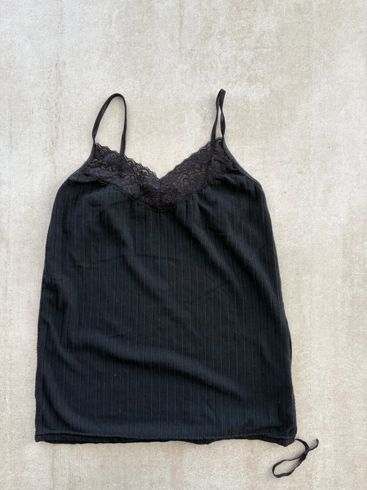 00's Black Cami w/ Lace Trim
