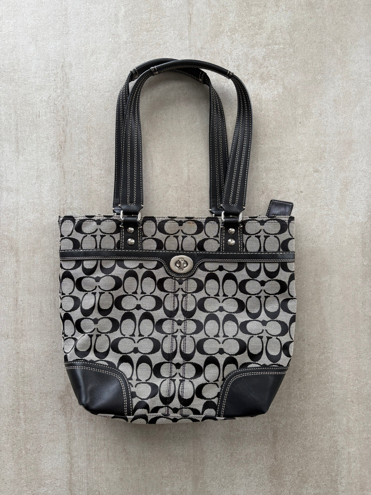 Coach Hamptons Signature Turnlock Shoulder Bag