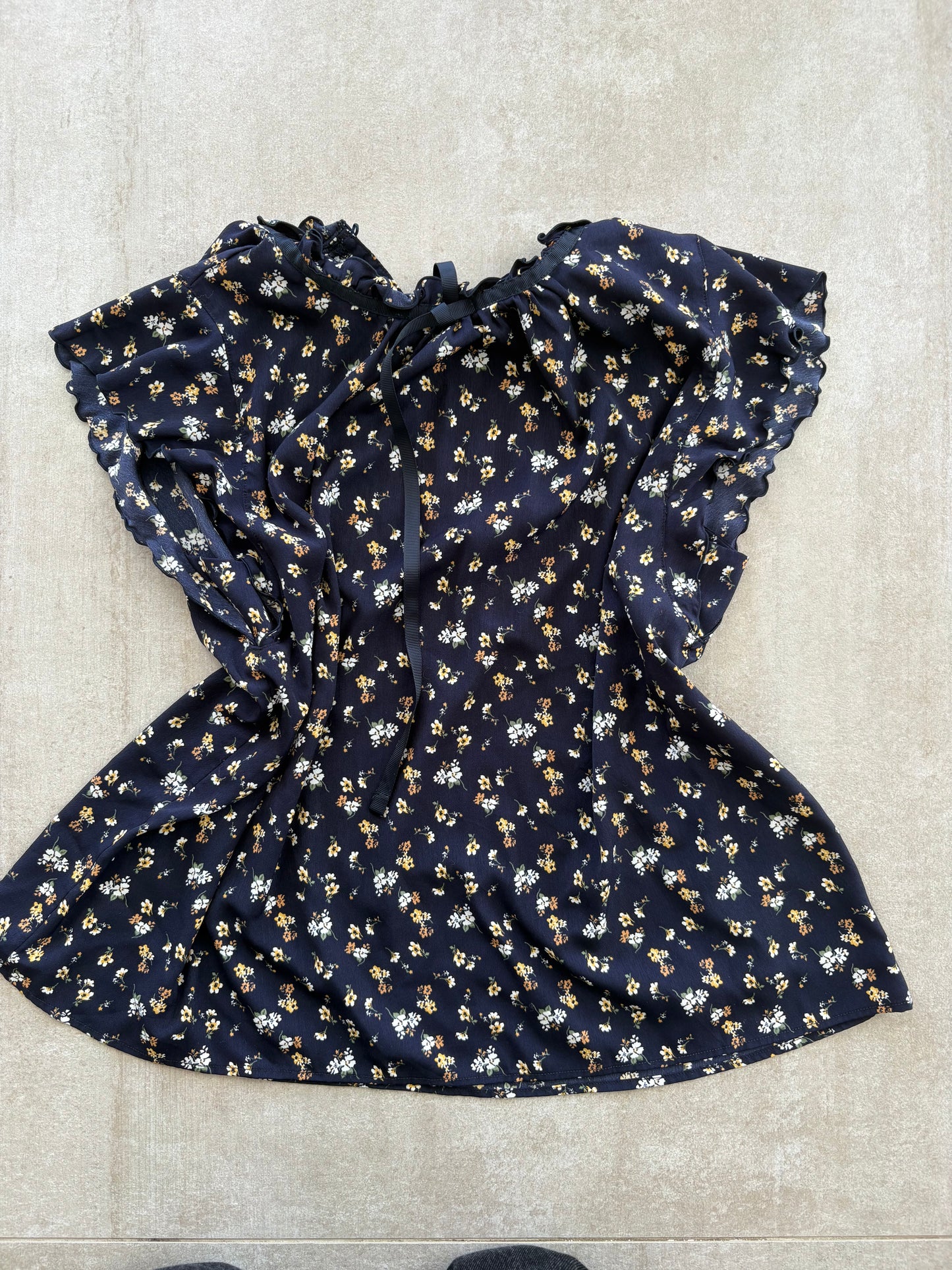 00's Japanese Dark Blue Floral Top