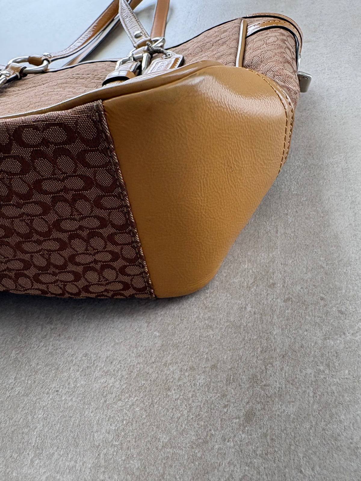 Coach Signature Brown Jacquard Gallery Tote
