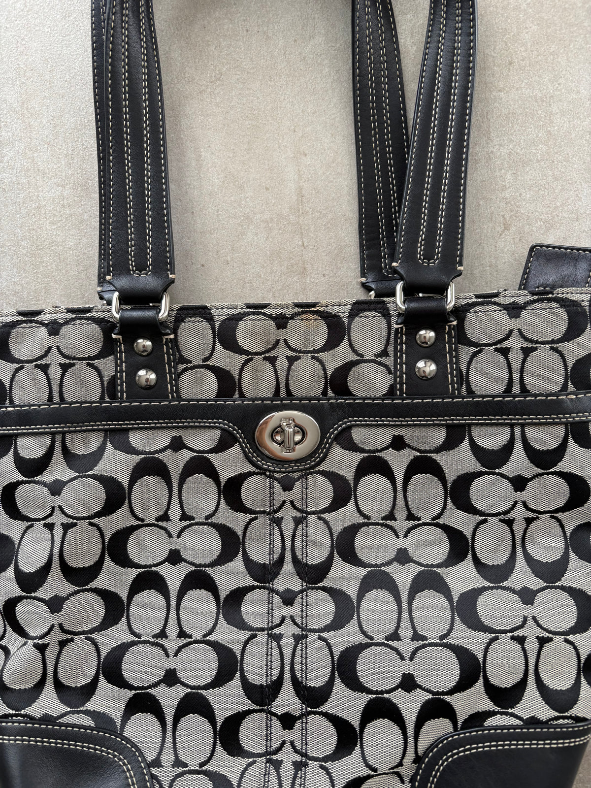 Coach Hamptons Signature Turnlock Shoulder Bag