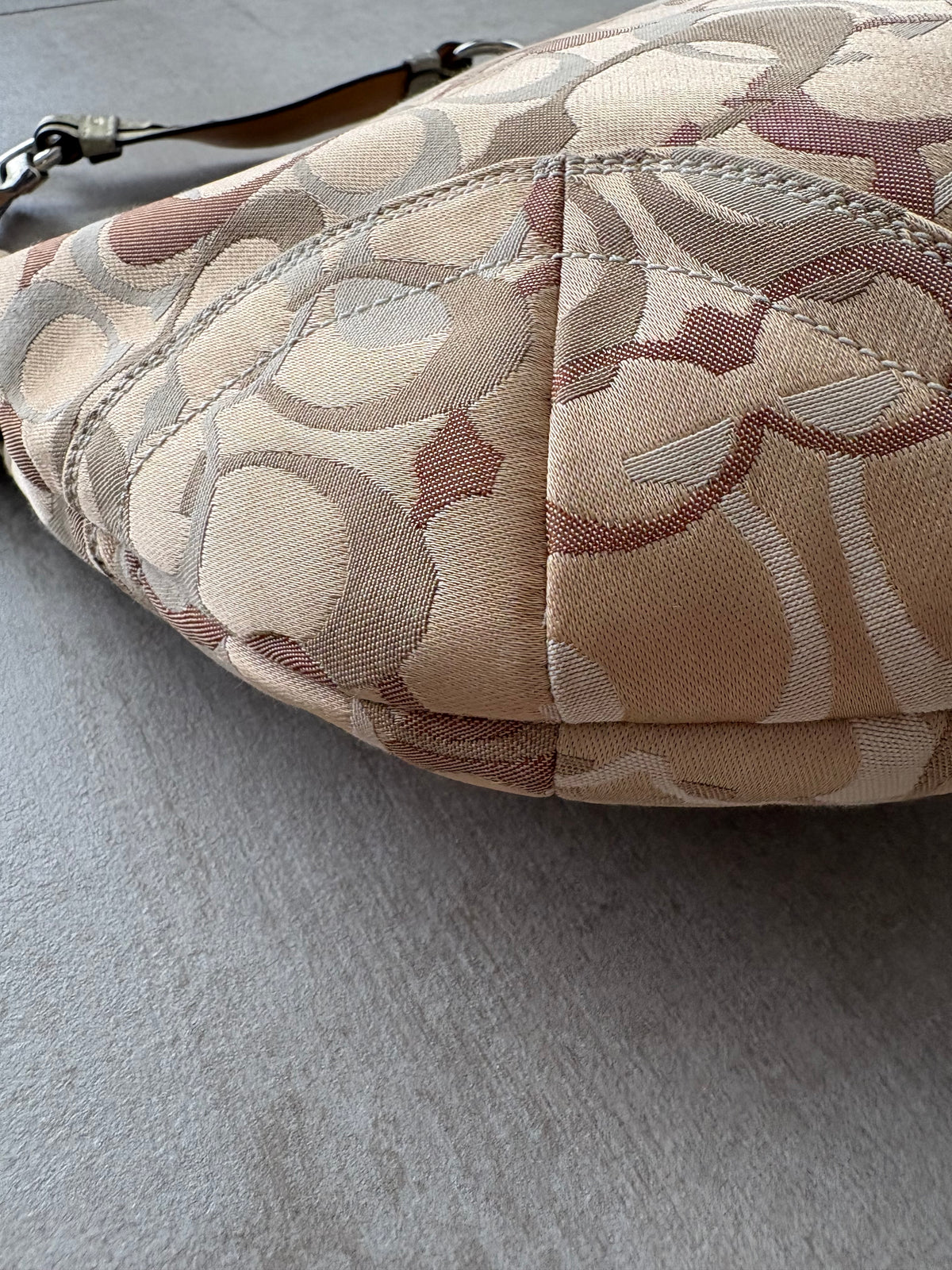 Coach Signature Optic Large Hobo Shoulder Bag