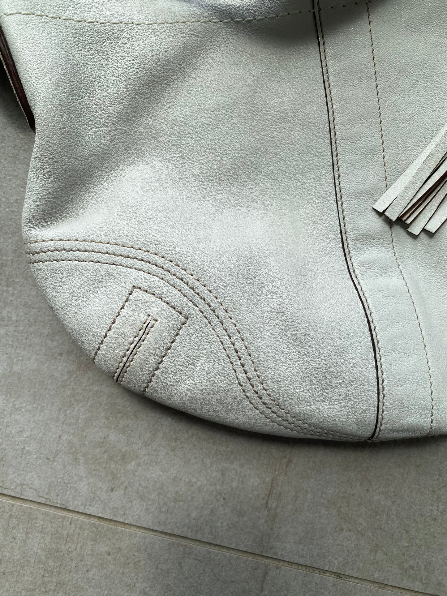 Vintage Coach White Leather Soho Shoulder Bag